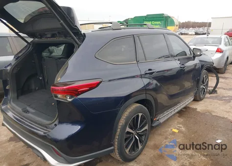 2021 Toyota Highlander Xse z USA, uszkodzony, nr VIN 5TDLZRAH4MS068140